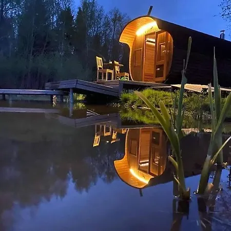 Oma Tiigi Ja Saunaga Suvemajake Soomaa Serval Apartmán Kopu (Viljandimaa)
